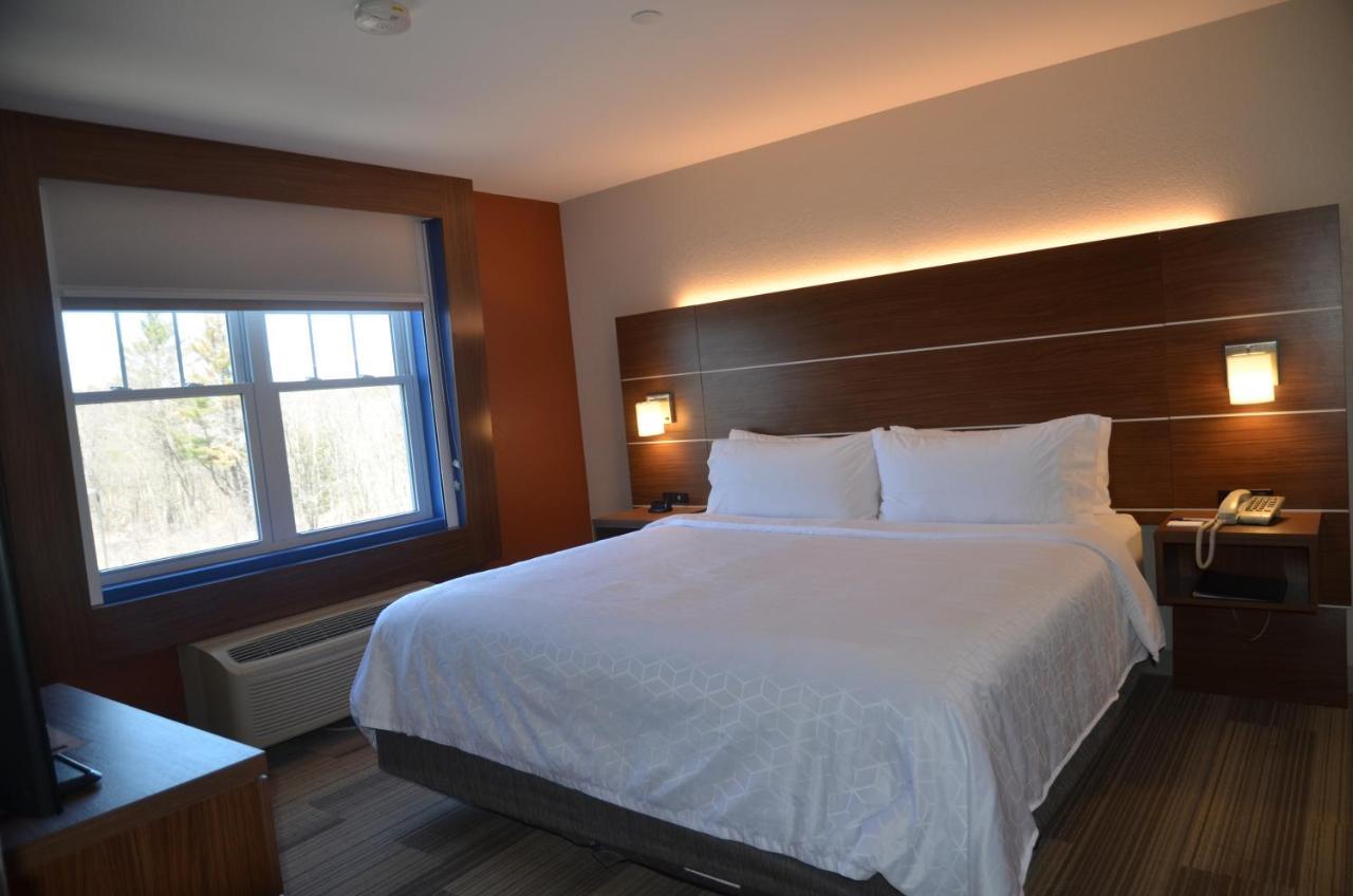 Holiday Inn Express Hotel & Suites Rochester By Ihg Dış mekan fotoğraf