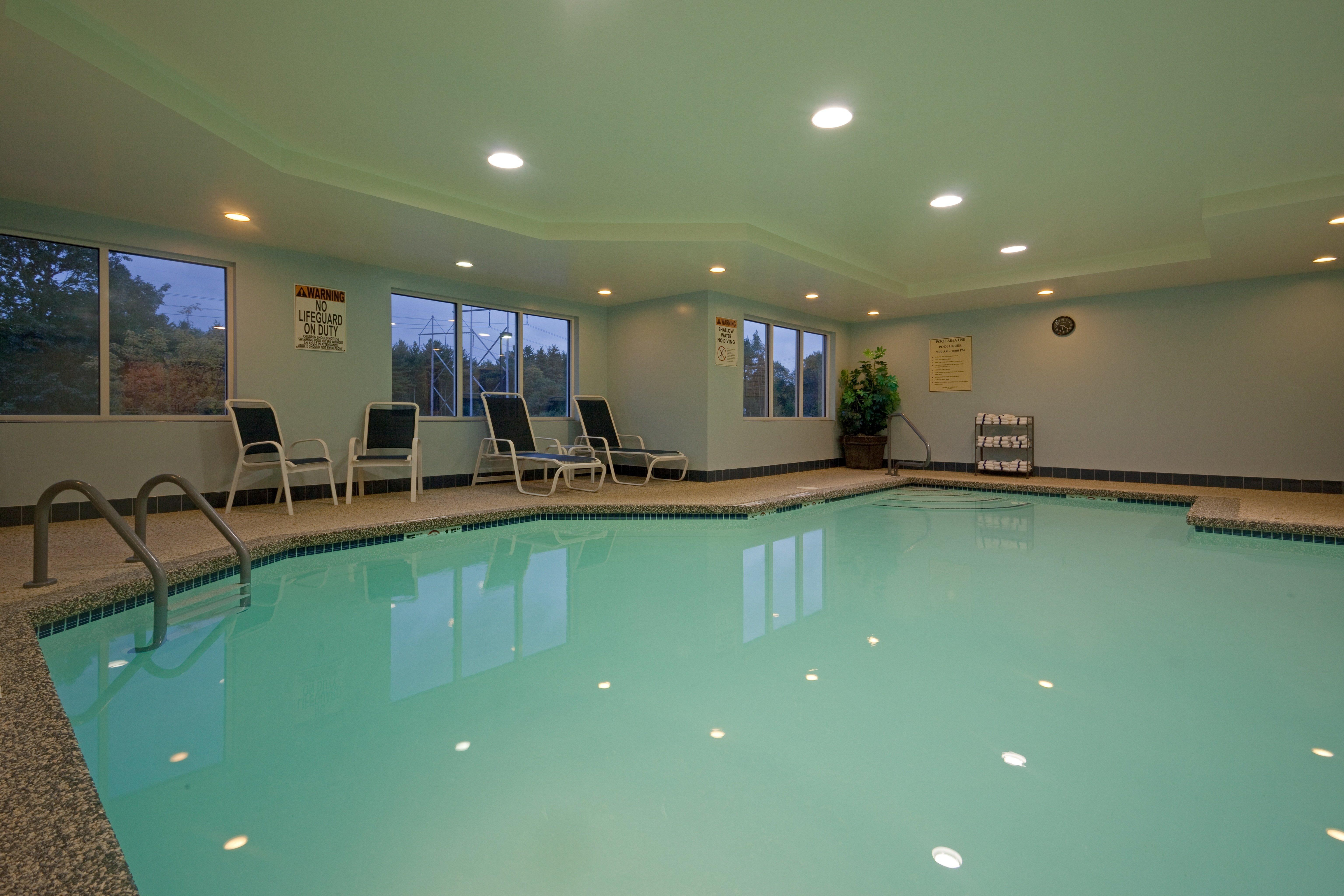 Holiday Inn Express Hotel & Suites Rochester By Ihg Konforlar fotoğraf