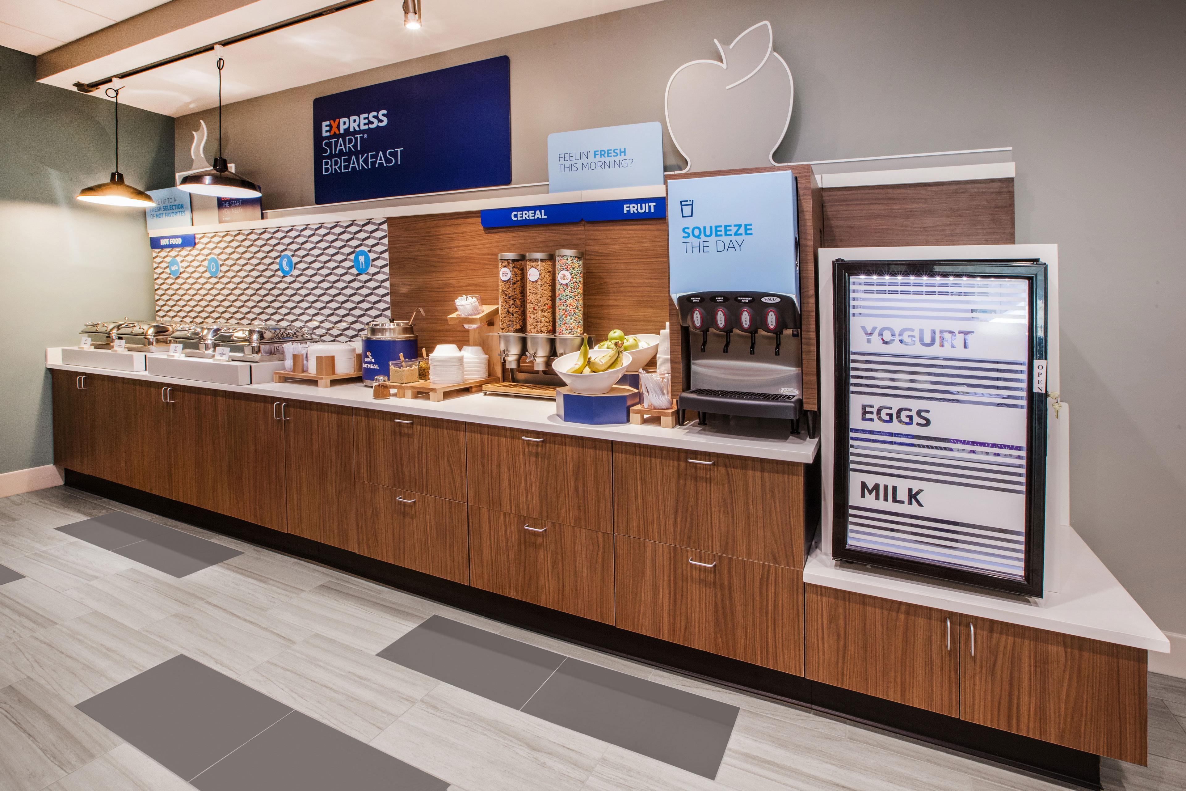 Holiday Inn Express Hotel & Suites Rochester By Ihg Dış mekan fotoğraf