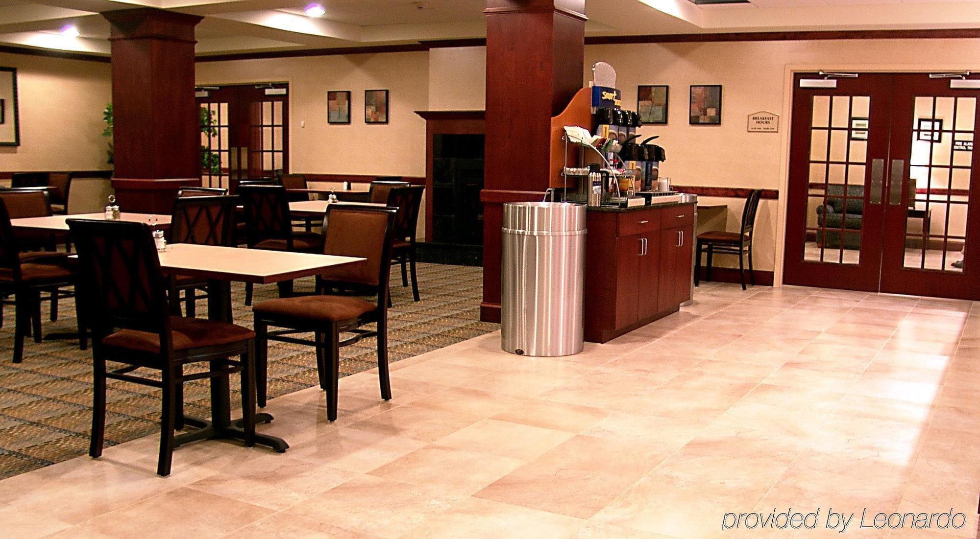 Holiday Inn Express Hotel & Suites Rochester By Ihg Dış mekan fotoğraf